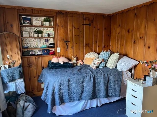 107 Richfield Road, Bridgeport, CT 06606