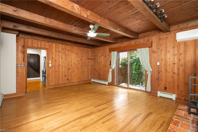 1408 Mallory CT, Norfolk, VA 23507