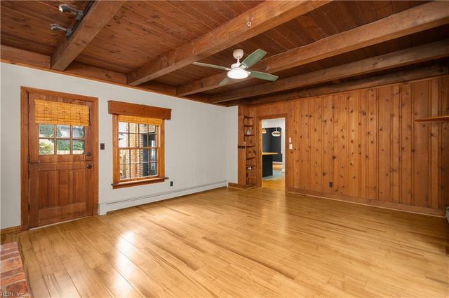 1408 Mallory CT, Norfolk, VA 23507
