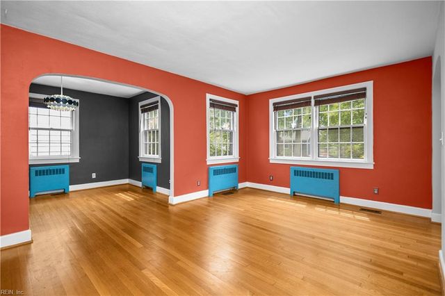 1408 Mallory CT, Norfolk, VA 23507
