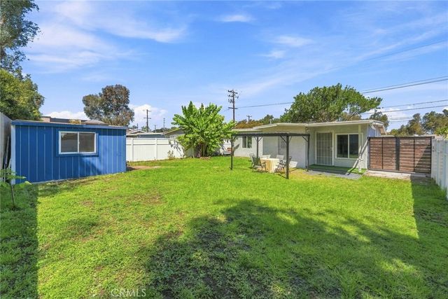 2418 Del Amo Boulevard, Torrance, CA 90501