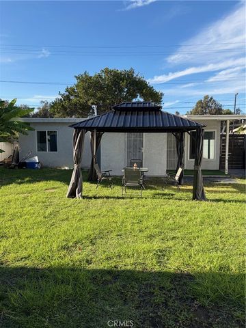 2418 Del Amo Boulevard, Torrance, CA 90501