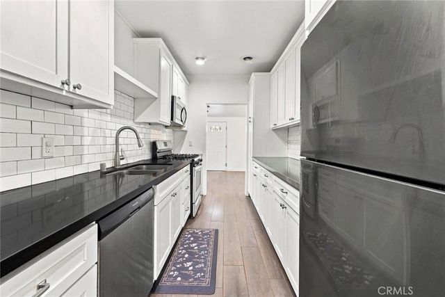 2418 Del Amo Boulevard, Torrance, CA 90501