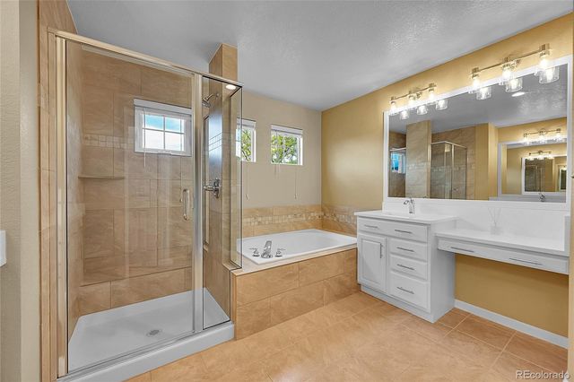 20532 E Lake Circle, Centennial, CO 80016