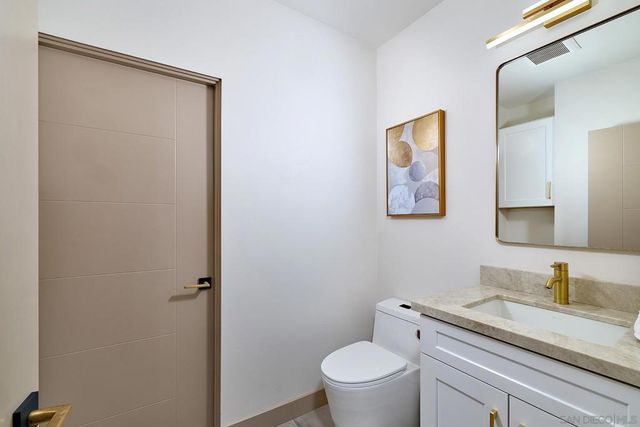 164 Cherry, Carlsbad, CA 92008