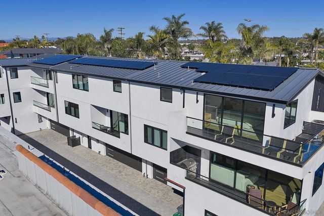 164 Cherry, Carlsbad, CA 92008