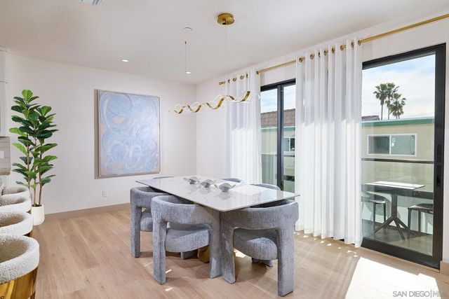 164 Cherry, Carlsbad, CA 92008