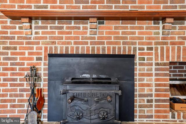 2215 CHEROKEE DR, Westminster, MD 21157