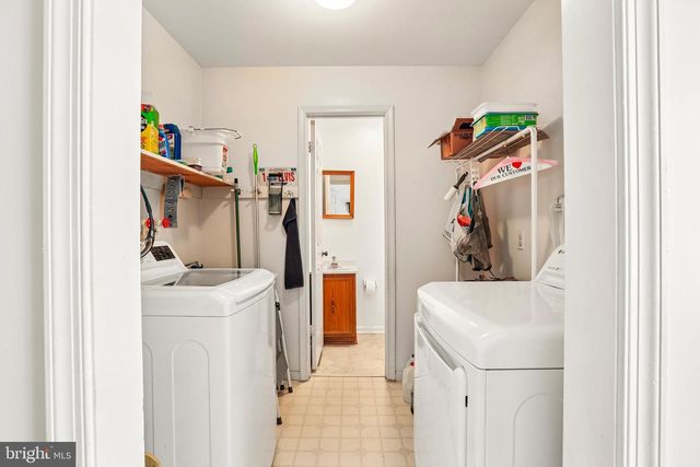 2215 CHEROKEE DR, Westminster, MD 21157