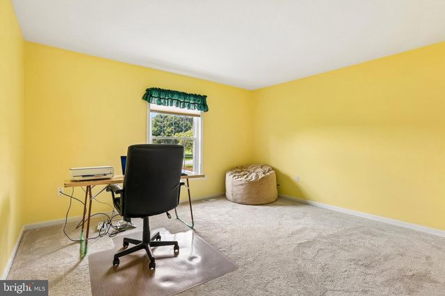 2215 CHEROKEE DR, Westminster, MD 21157