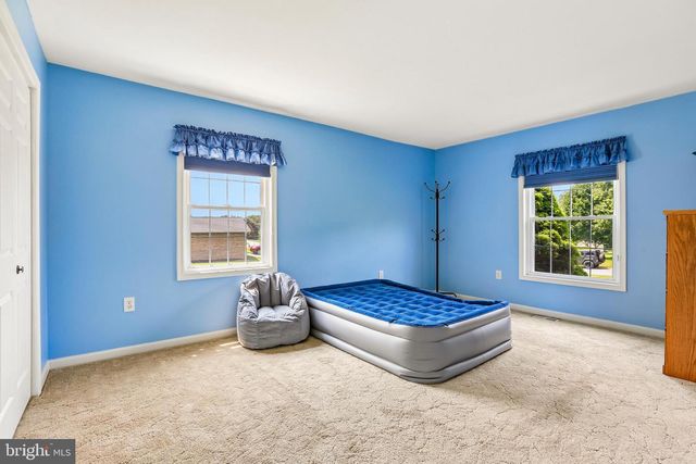 2215 CHEROKEE DR, Westminster, MD 21157