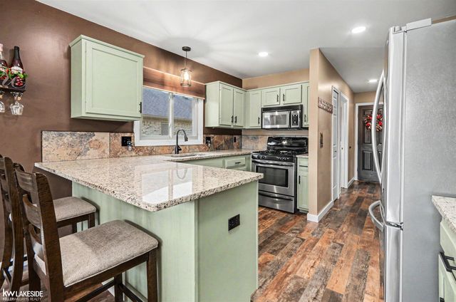 51434 Blue Spruce Drive, Macomb Twp, MI 48042