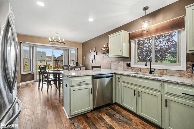 51434 Blue Spruce Drive, Macomb Twp, MI 48042