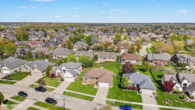 51434 Blue Spruce Drive, Macomb Twp, MI 48042