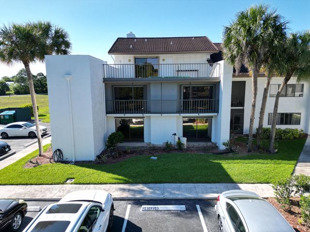 3500 Twin Lakes Terrace 206, Fort Pierce, FL 34951