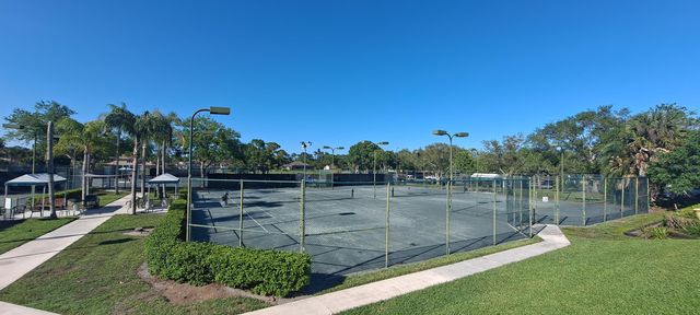 3500 Twin Lakes Terrace 206, Fort Pierce, FL 34951