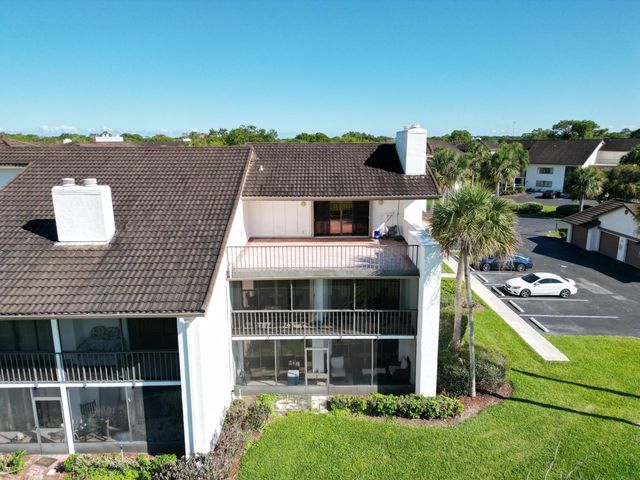 3500 Twin Lakes Terrace 206, Fort Pierce, FL 34951