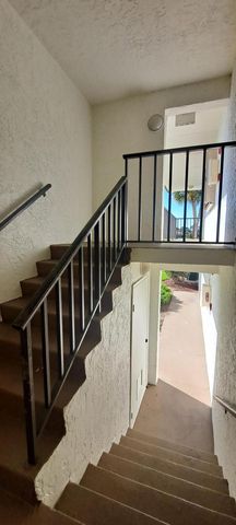 3500 Twin Lakes Terrace 206, Fort Pierce, FL 34951