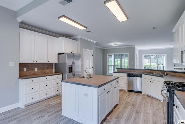 800 MONTEREY DRIVE, Ruston, LA 71270