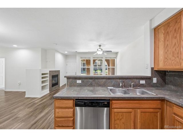 7777 E 23rd Ave 1403, Denver, CO 80238