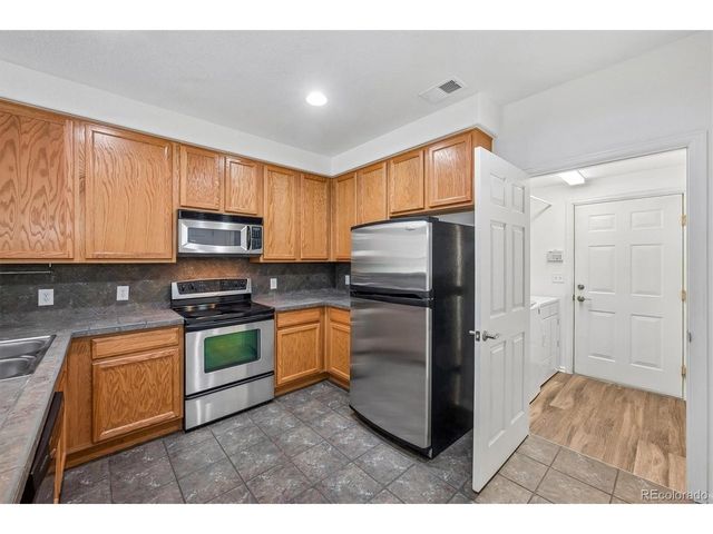 7777 E 23rd Ave 1403, Denver, CO 80238