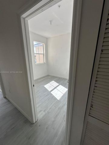 2819 SE 1st Drive 9, Homestead, FL 33033
