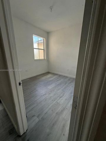 2819 SE 1st Drive 9, Homestead, FL 33033
