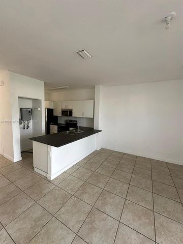 2819 SE 1st Drive 9, Homestead, FL 33033