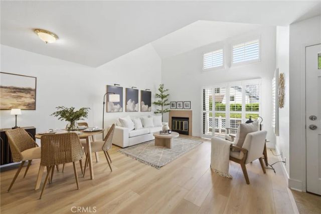 3 Greenmoor, Irvine, CA 92614