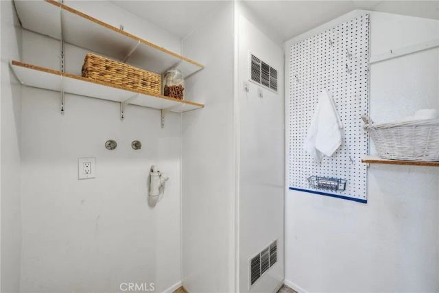 3 Greenmoor, Irvine, CA 92614