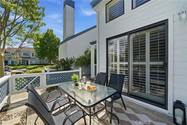 3 Greenmoor, Irvine, CA 92614