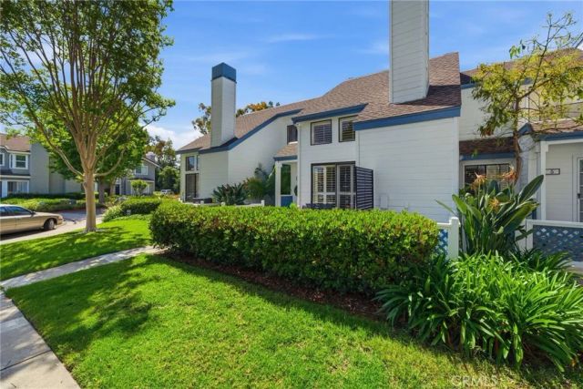 3 Greenmoor, Irvine, CA 92614