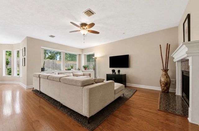 14 Bentley Park Court, Houston, TX 77070
