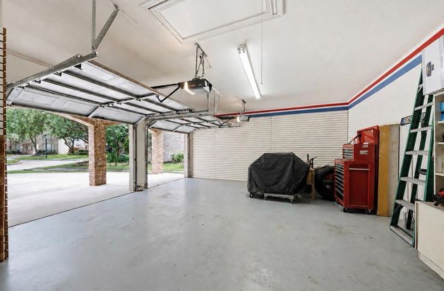 14 Bentley Park Court, Houston, TX 77070