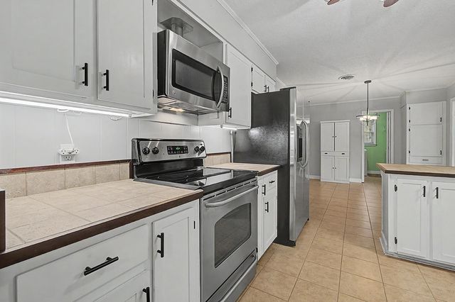 111 Tallahassee Rd., Georgetown, SC 29440