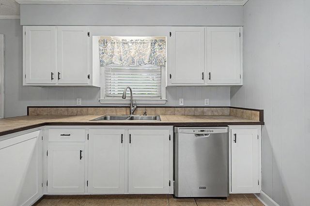 111 Tallahassee Rd., Georgetown, SC 29440
