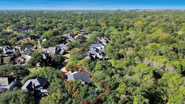 11818 Castle Ridge Drive, Houston, TX 77077