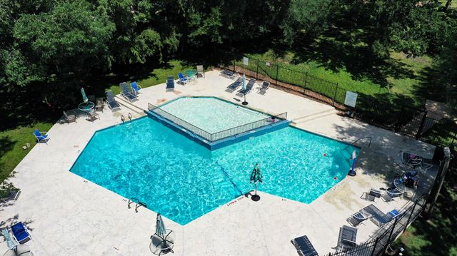 11818 Castle Ridge Drive, Houston, TX 77077