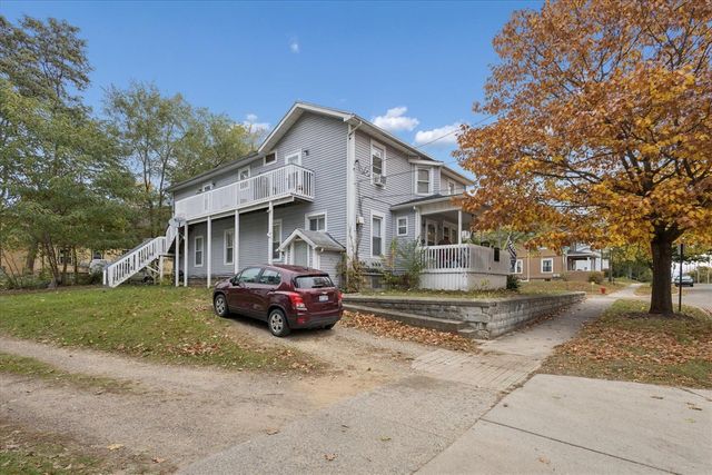 500 W Biddle Street, Jackson, MI 49203