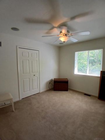 11820 Creekview Drive, Sterling Heights, MI 48312