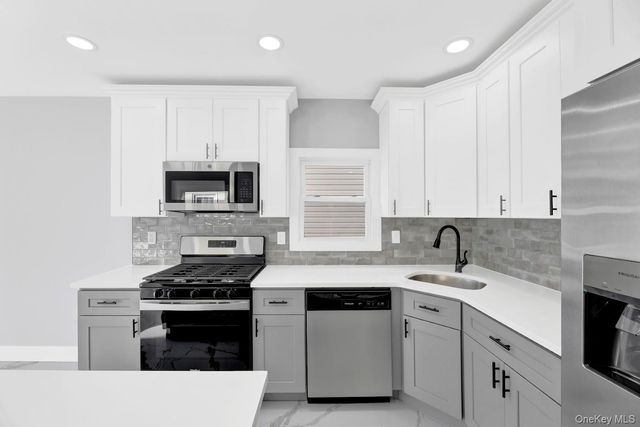 109-20 221st Street, Queens Village, NY 11429