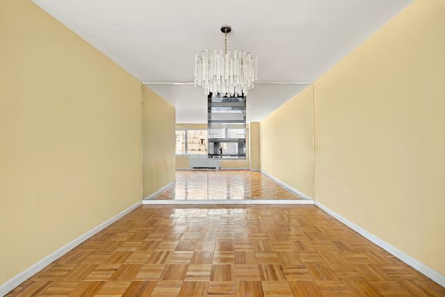 303 E 57th St Apt 29E, New York City, NY 10022