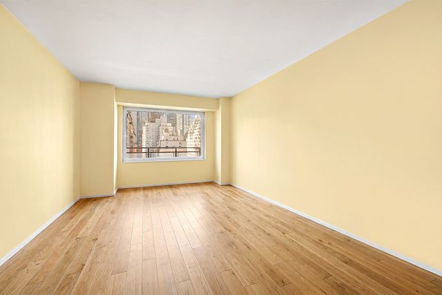 303 E 57th St Apt 29E, New York City, NY 10022