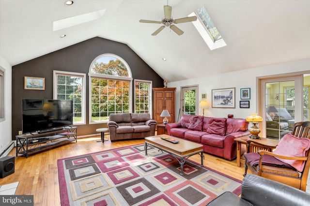 841 IVY RD, Ambler, PA 19002
