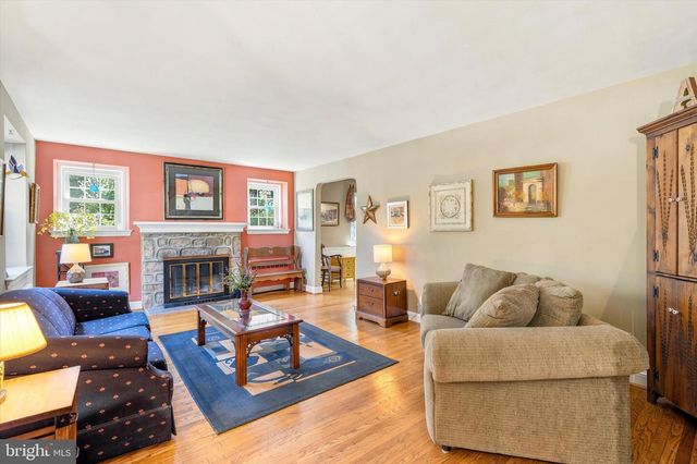 841 IVY RD, Ambler, PA 19002