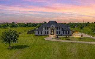 505 County Road 602, Dayton, TX 77535