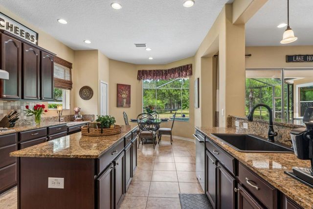 8719 CREEDMOOR LANE, New Port Richey, FL 34654