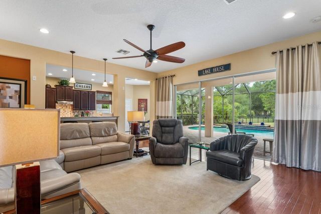 8719 CREEDMOOR LANE, New Port Richey, FL 34654