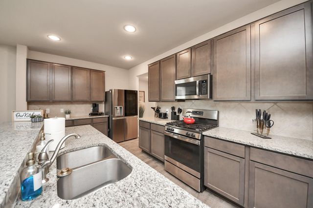 8402 Northern Pintail Drive, Houston, TX 77049