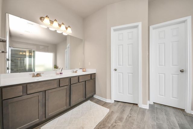 8402 Northern Pintail Drive, Houston, TX 77049
